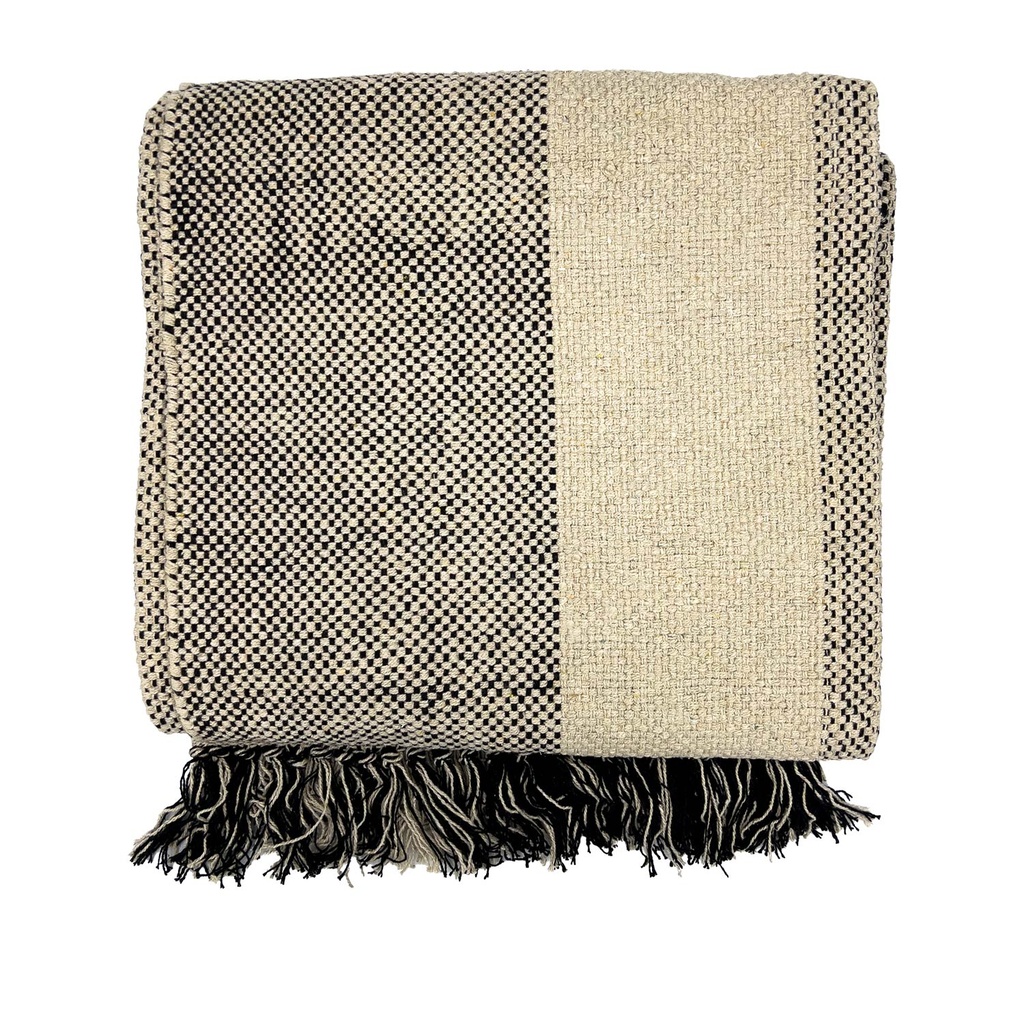 Alfombra 120x180cm tejida BN